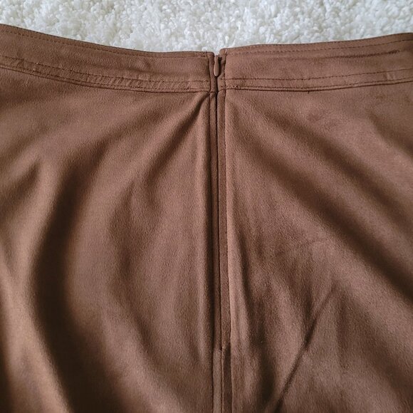 Vince Camuto A-Line Maxi Skirt Size XS. - Picture 3 of 4